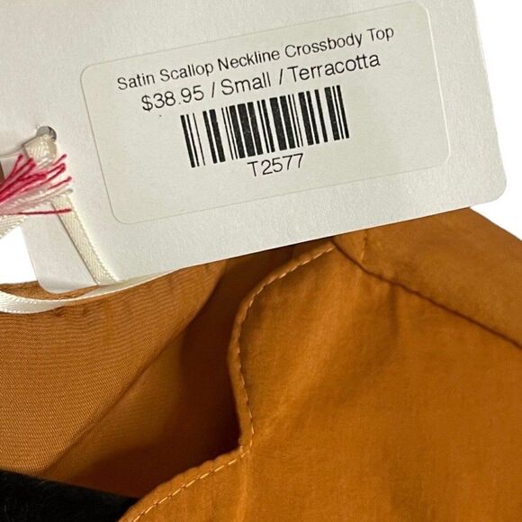 Umgee Faux Wrap Scallop Neckline Blouse Womens S Bronze Gold Lightweight Top New - Picture 10 of 11